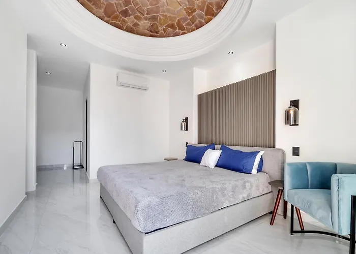 Villa #marbella Lane - Coastal Elegance With Pool *
