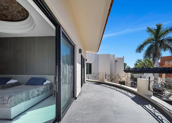 #marbella Lane - Coastal Elegance With Pool *