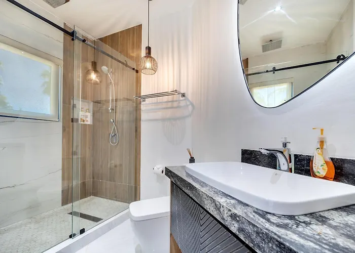 Villa #marbella Lane - Coastal Elegance With Pool