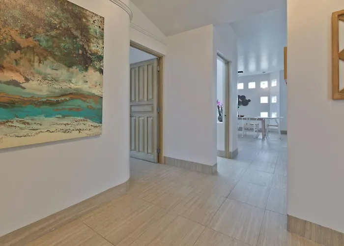 #marbella Lane - Coastal Elegance With Pool Villa