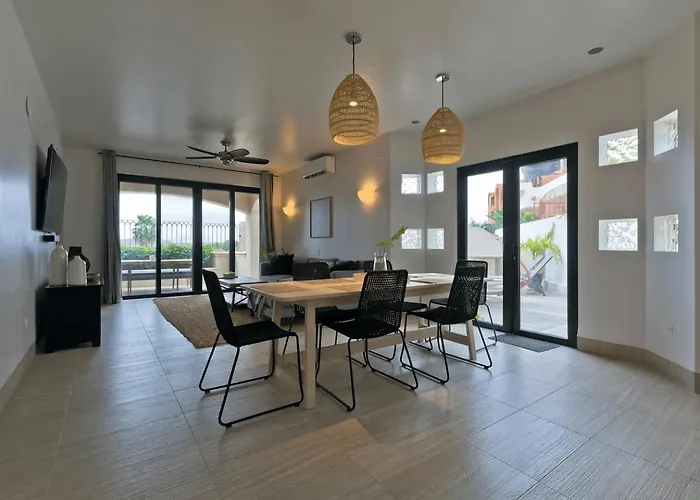 #marbella Lane - Coastal Elegance With Pool Villa *